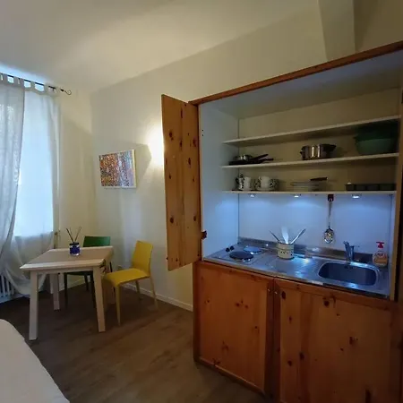Lägenhet Monolocale Piccolominiuno *